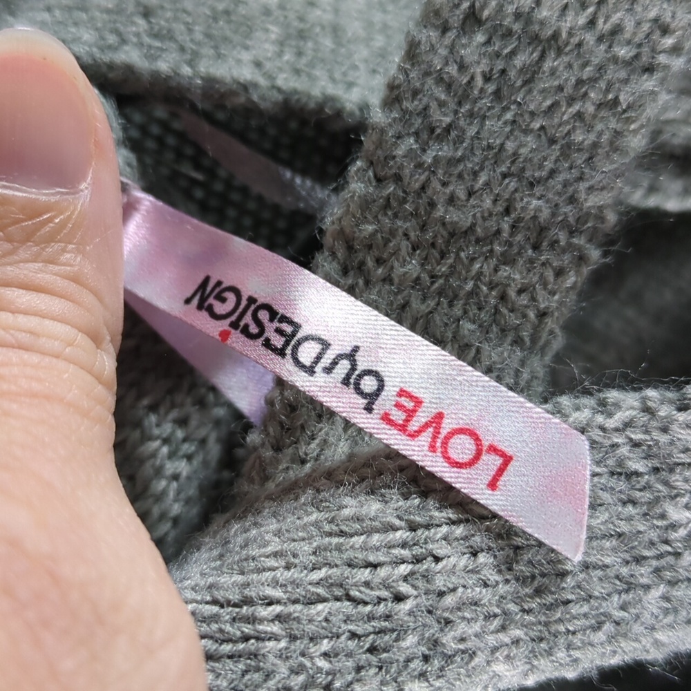 Love by design Gray Sweater - Picture 4 of 5